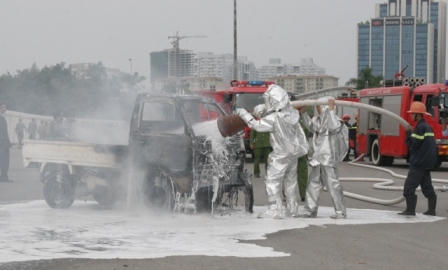 Công an Hà Nội chống bạo loạn, khủng bố và giải cứu con tin